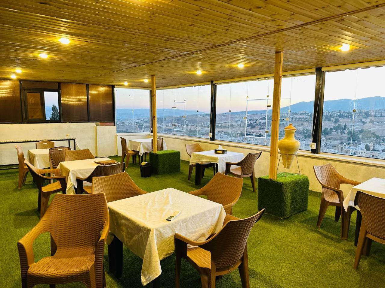 Dream House Hotel Jerash Dzseras Kültér fotó