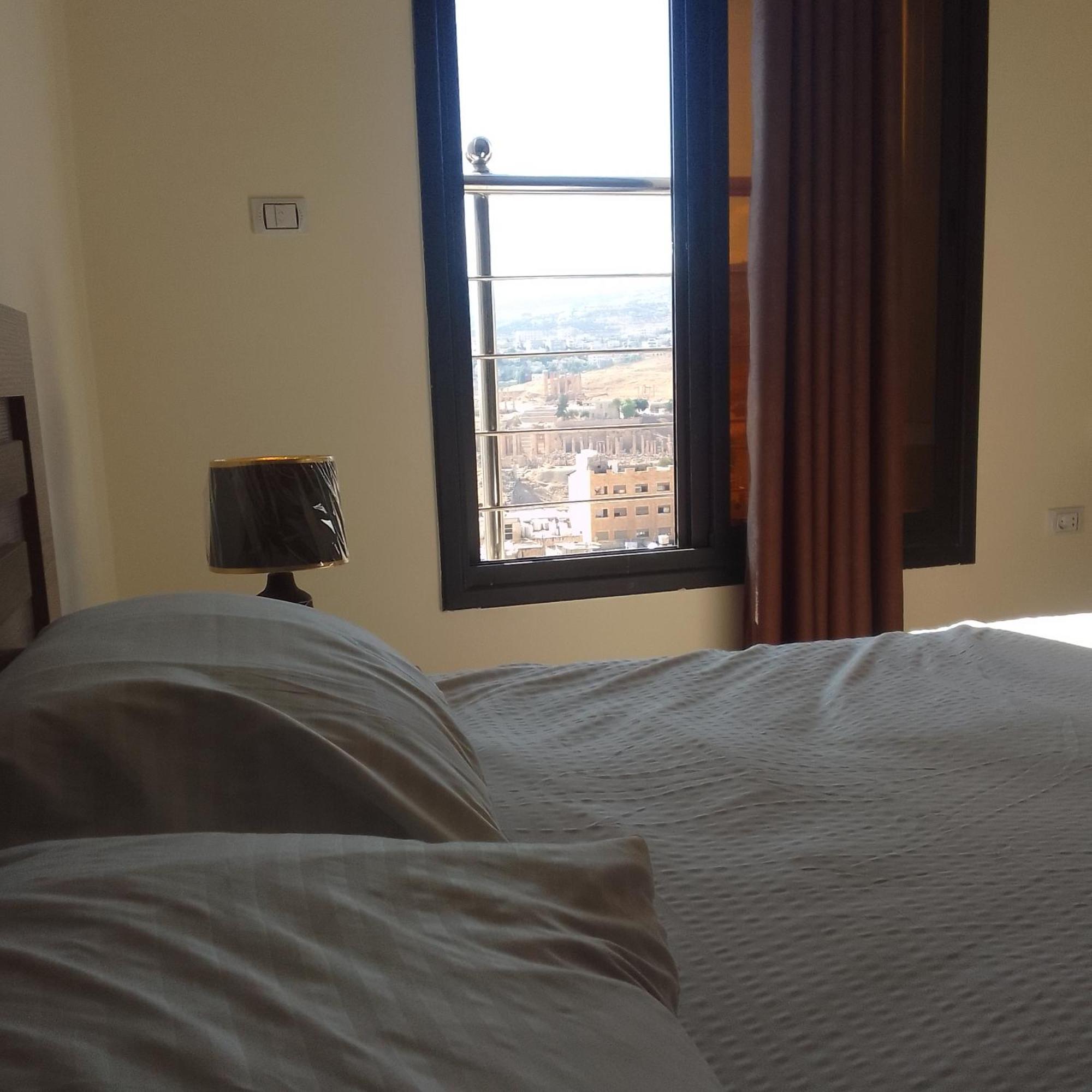 Dream House Hotel Jerash Dzseras Kültér fotó